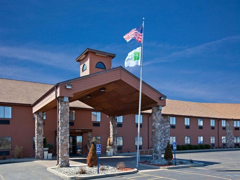 Holiday Inn Express Fremont By Ihg Экстерьер фото